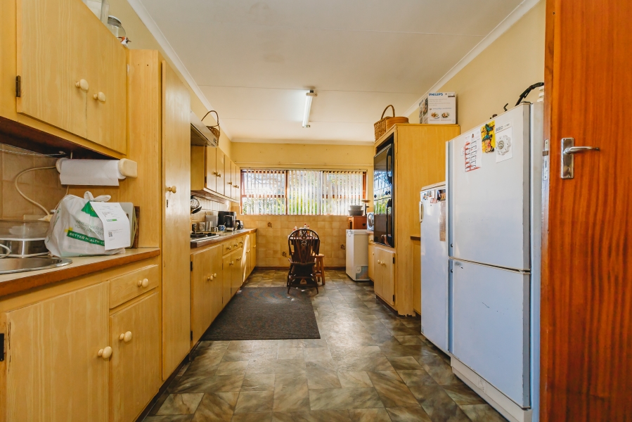 5 Bedroom Property for Sale in Bodorp Western Cape